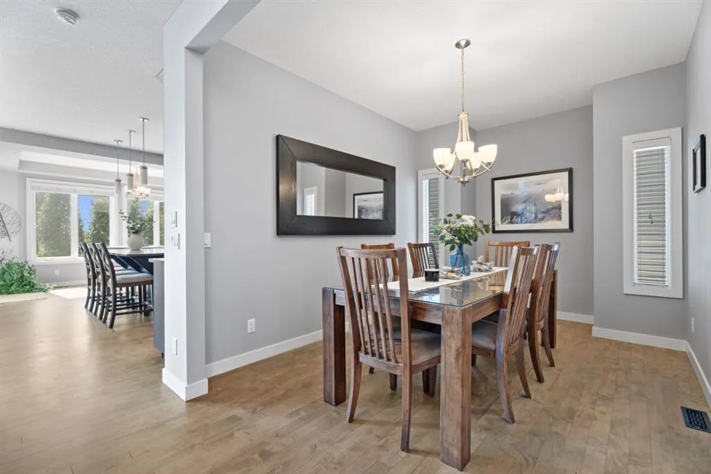 106 Mount Rae Heights