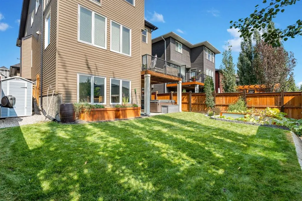 106 Mount Rae Heights