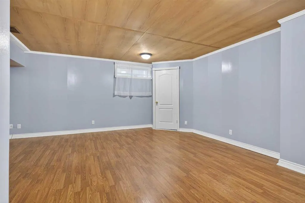 47 Mt Apex Crescent SE