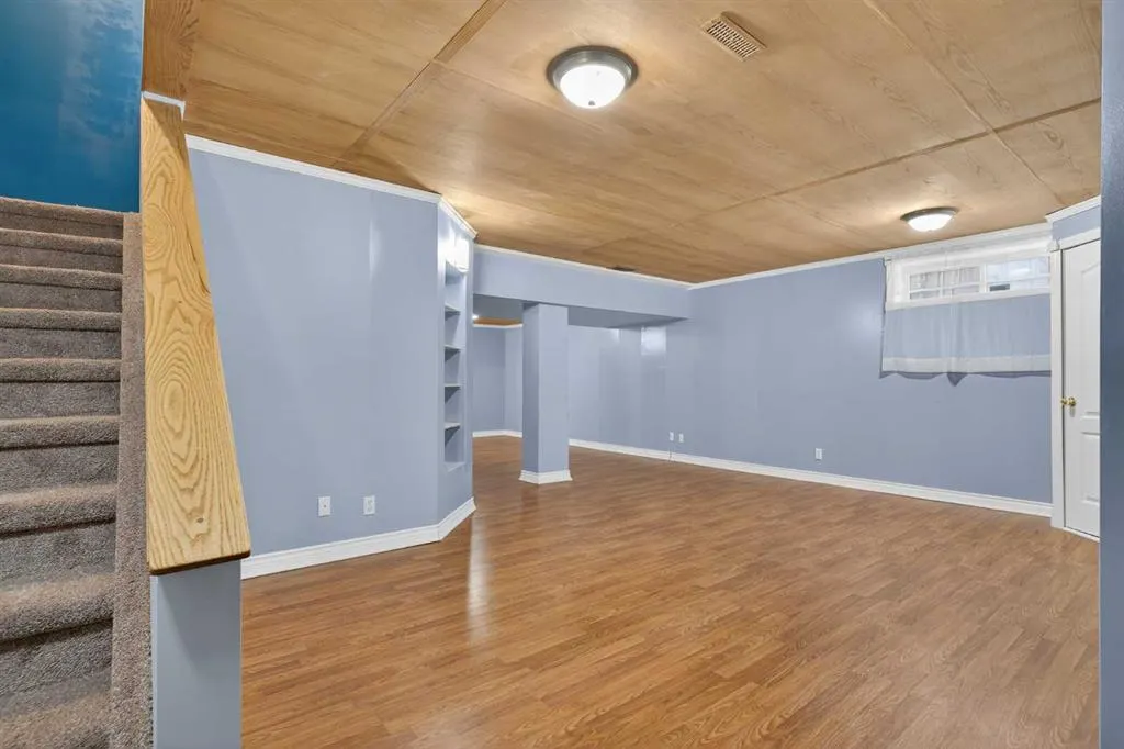 47 Mt Apex Crescent SE