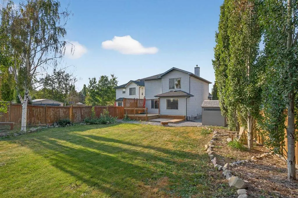 47 Mt Apex Crescent SE