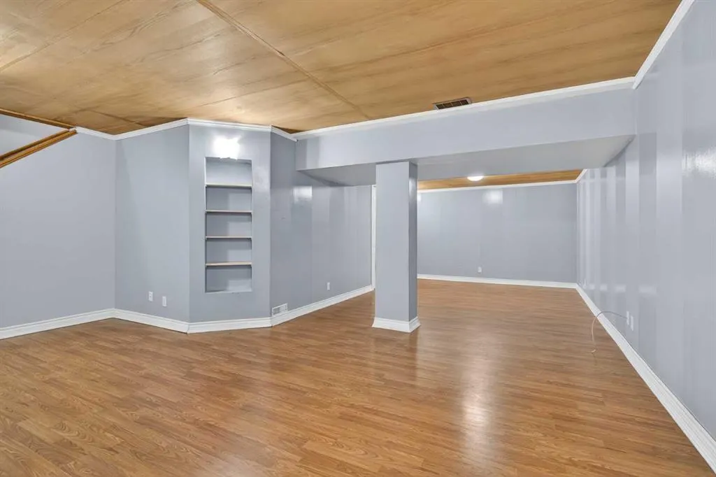 47 Mt Apex Crescent SE