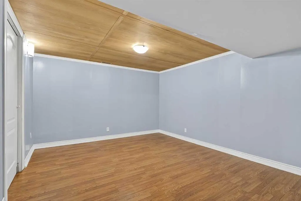 47 Mt Apex Crescent SE