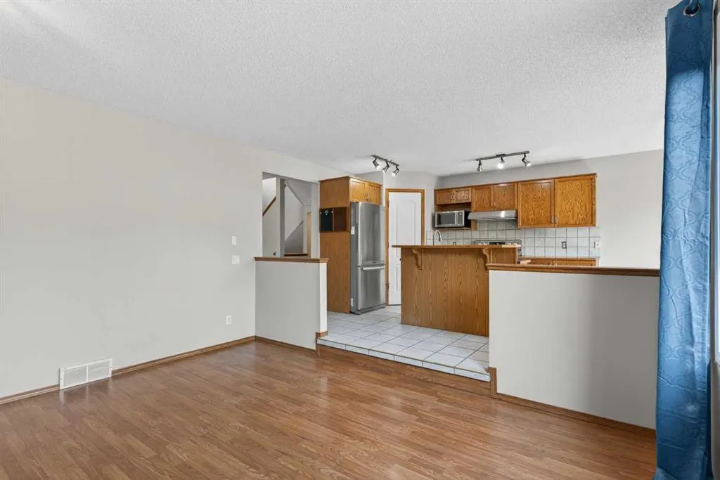 47 Mt Apex Crescent SE
