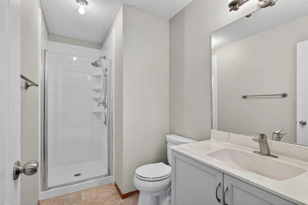 47 Mt Apex Crescent SE