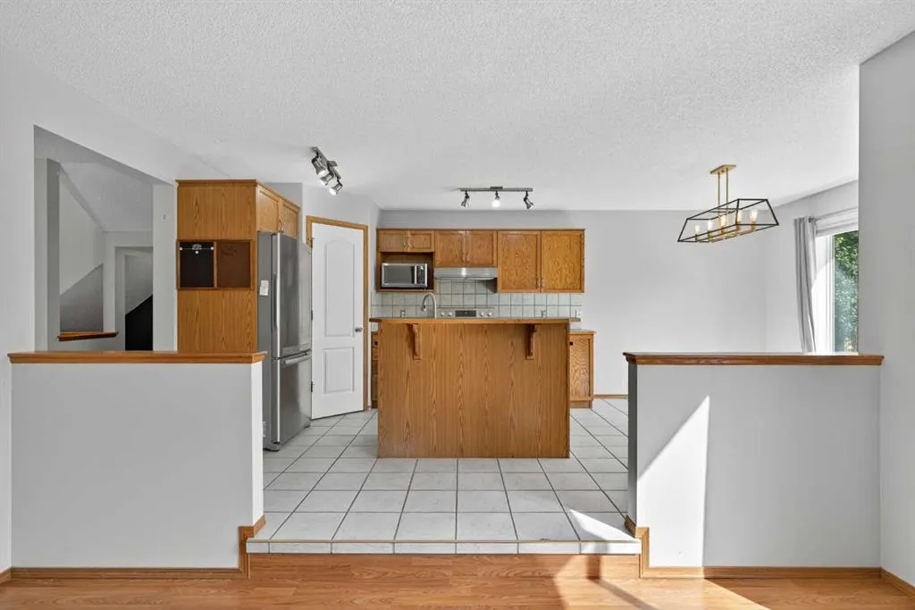 47 Mt Apex Crescent SE