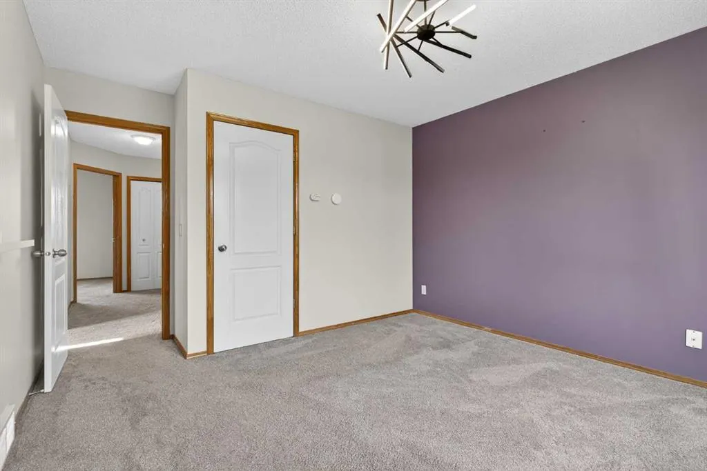 47 Mt Apex Crescent SE