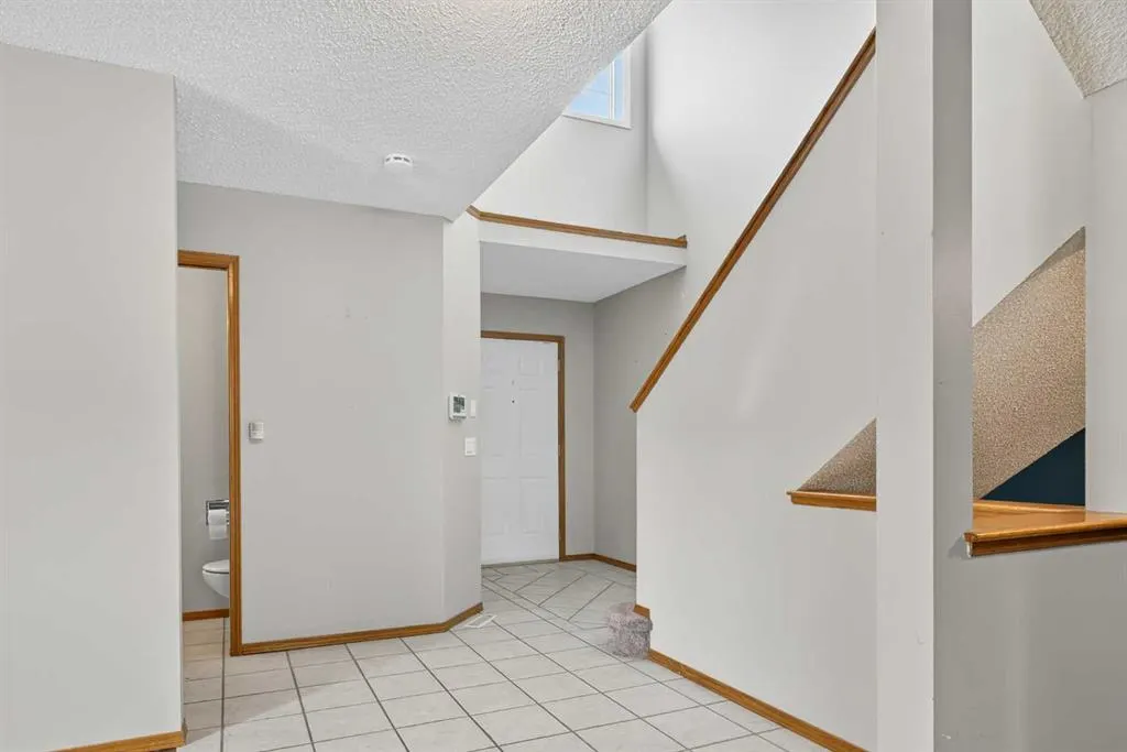 47 Mt Apex Crescent SE