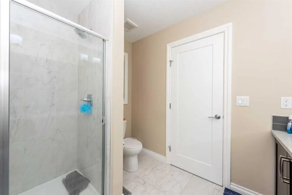 287 Baywater Way SW