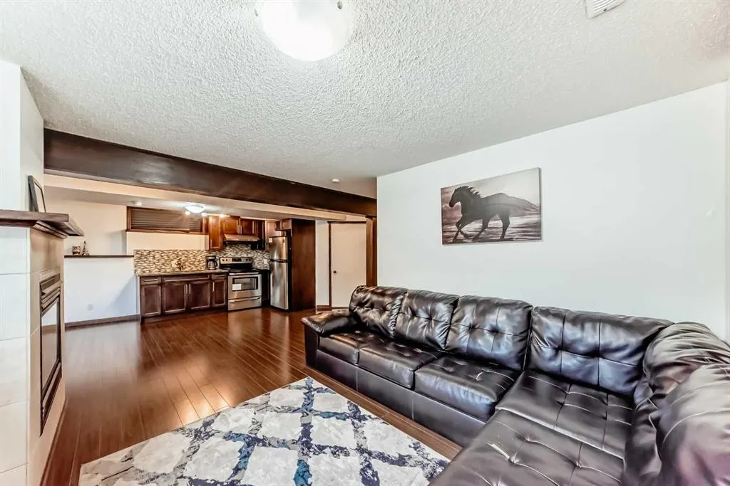 19 Bridlewood Road SW