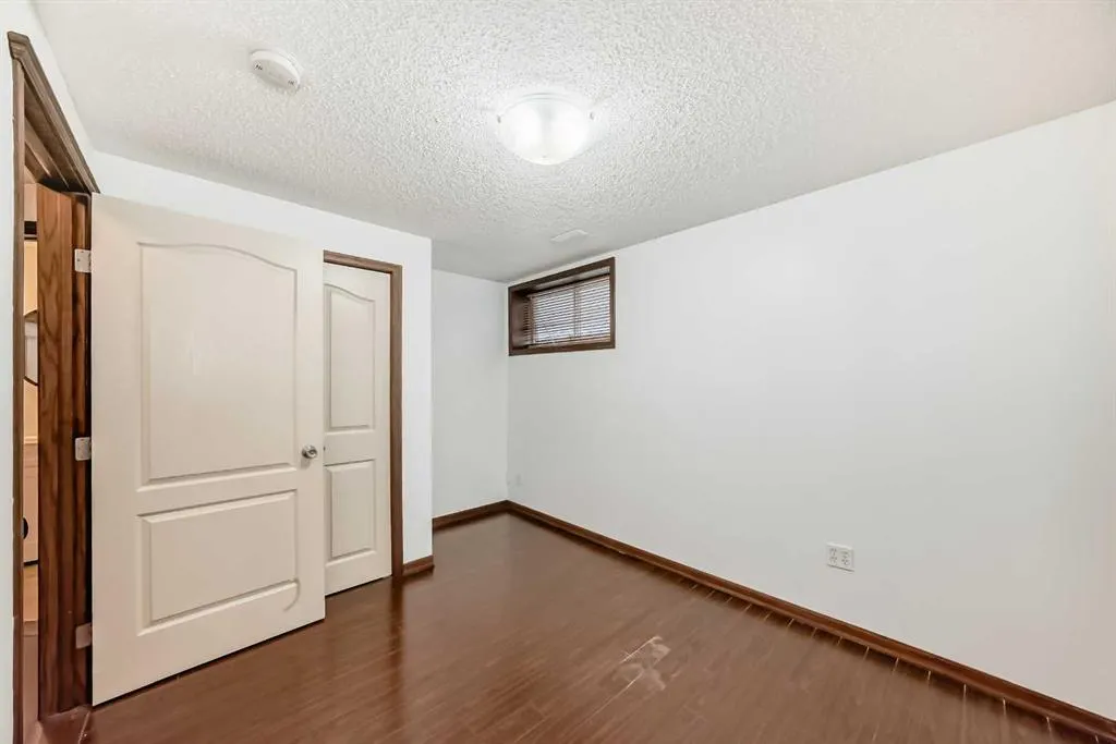 19 Bridlewood Road SW