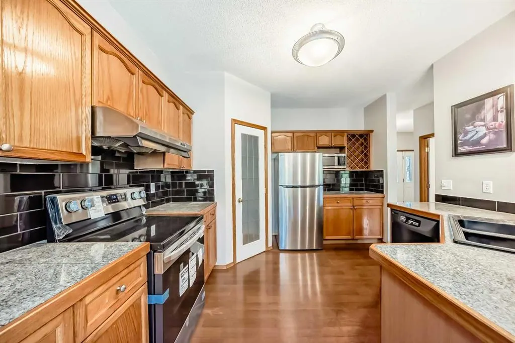 19 Bridlewood Road SW