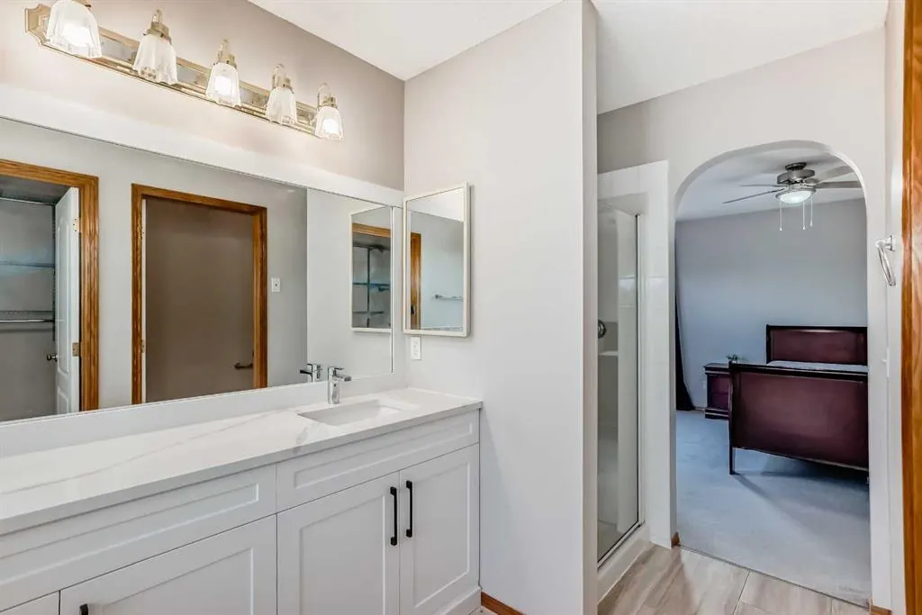 19 Bridlewood Road SW