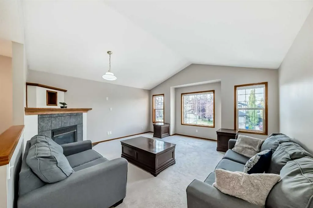 19 Bridlewood Road SW