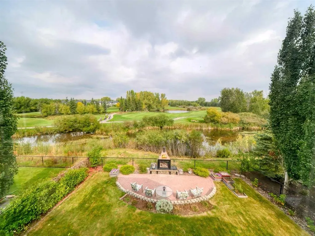 66 Crystal Green Drive