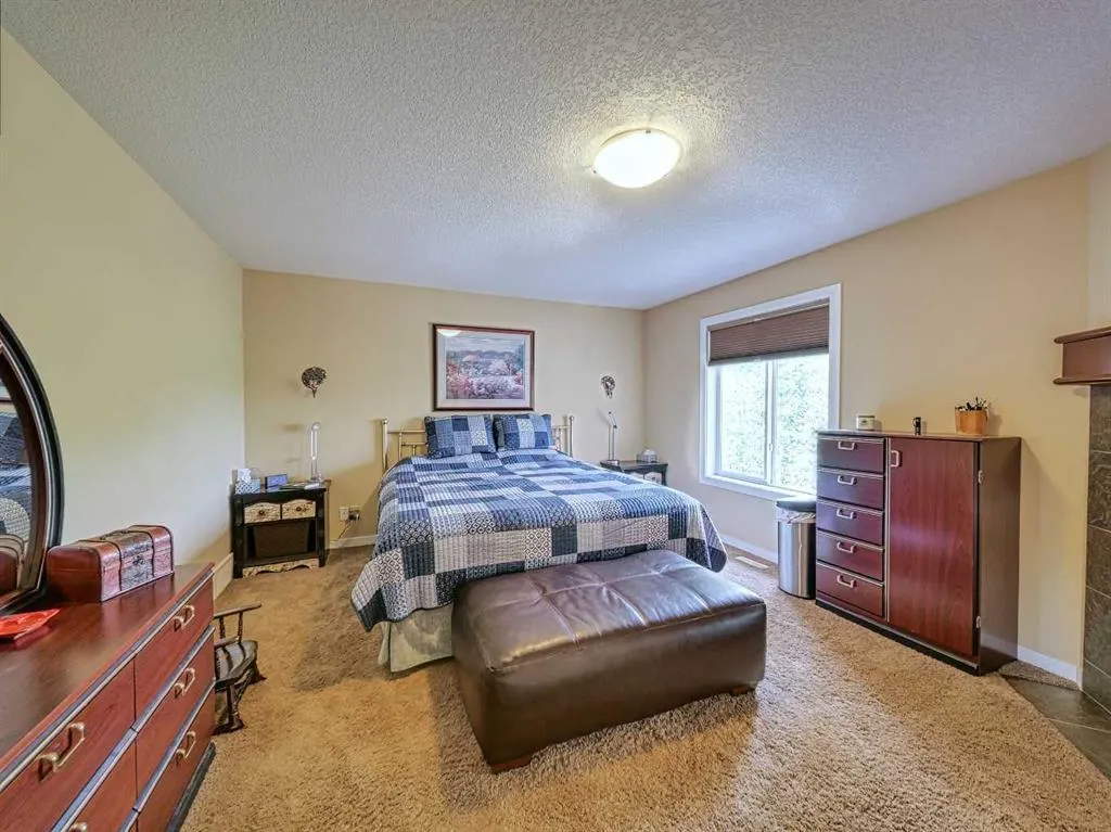 66 Crystal Green Drive