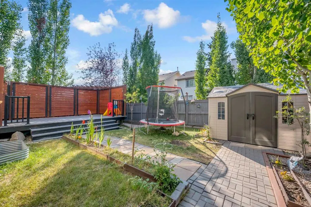 2407 Kingsland View SE