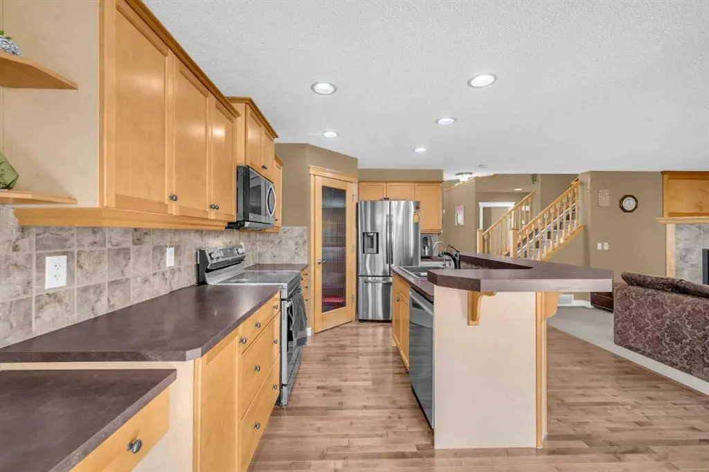 2407 Kingsland View SE