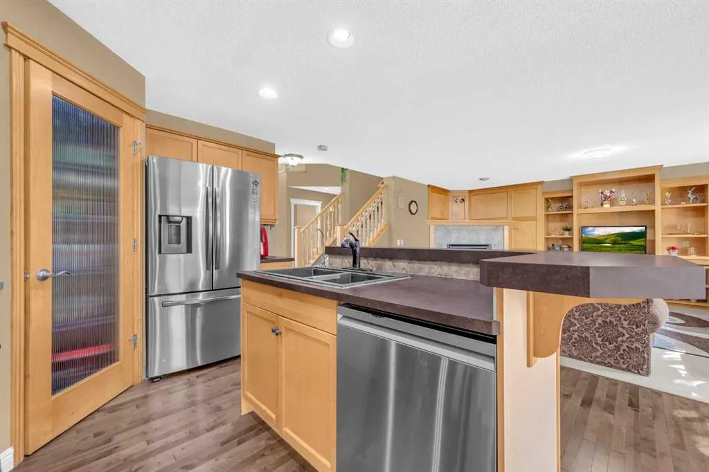 2407 Kingsland View SE