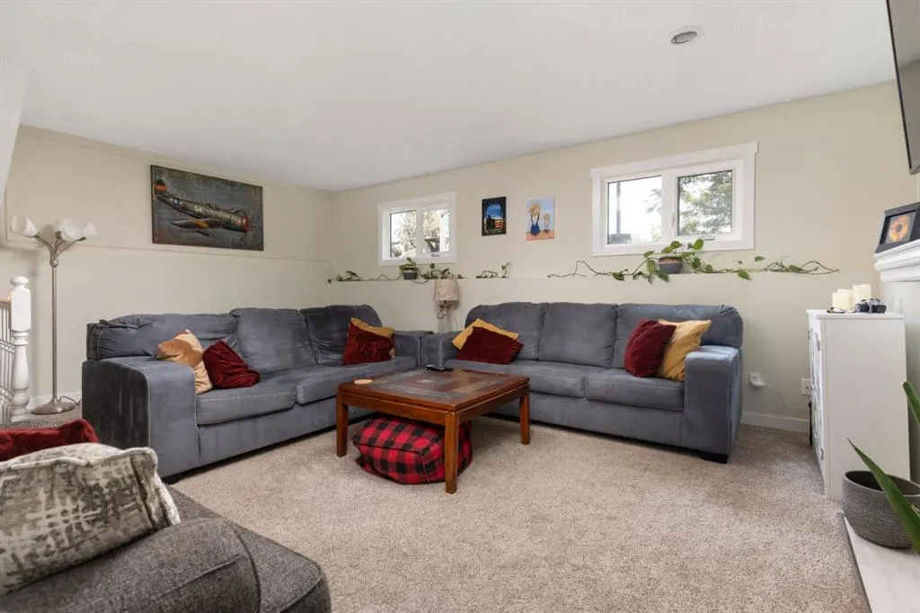 107 Northlake Lane