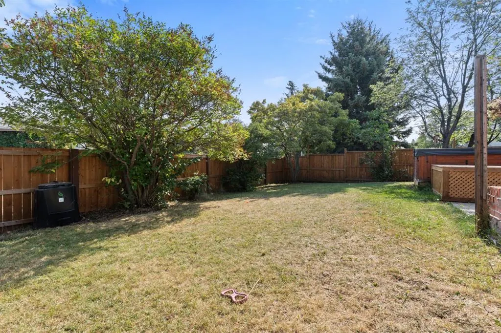107 Northlake Lane