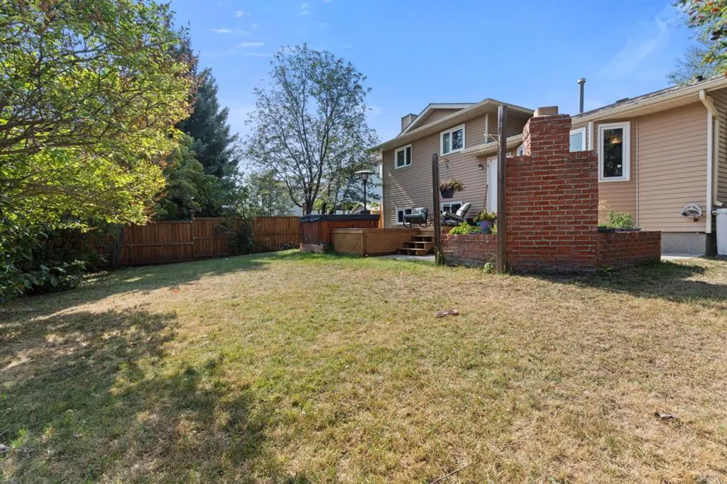 107 Northlake Lane