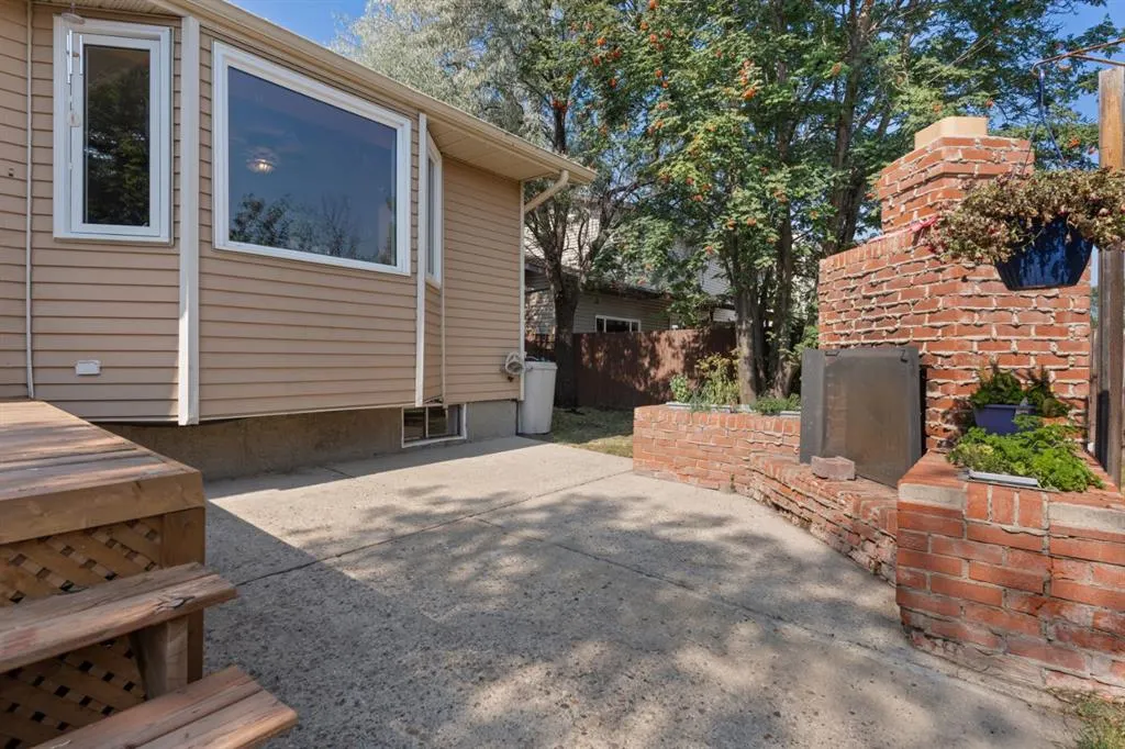 107 Northlake Lane