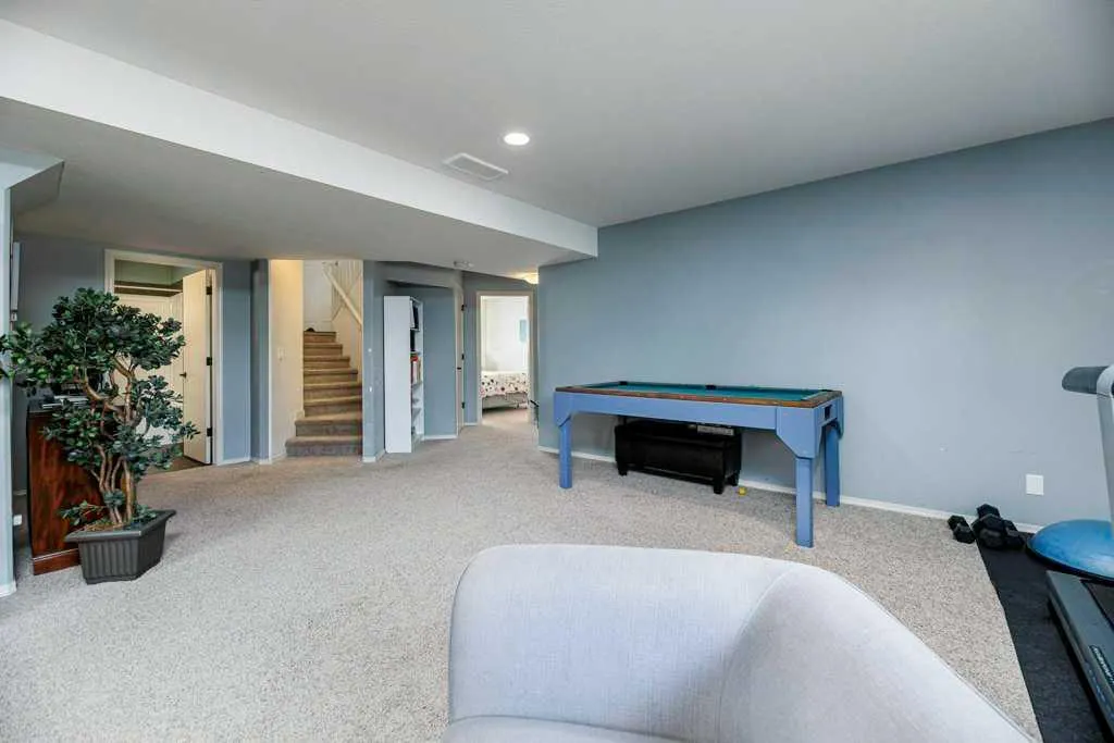 38 Eastpointe Drive