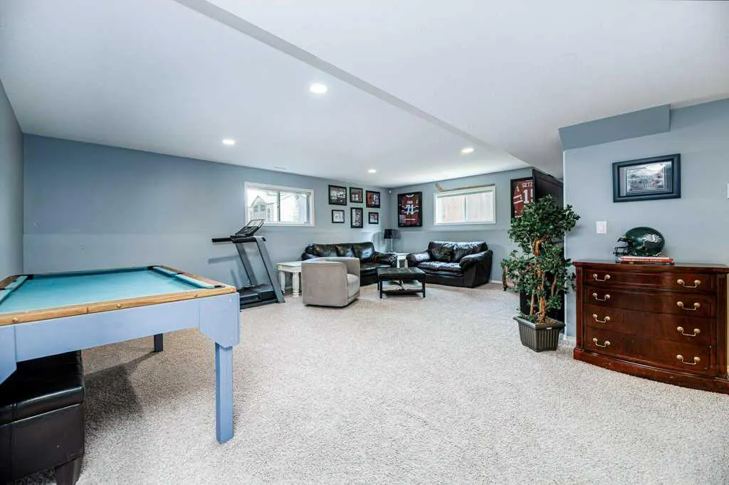 38 Eastpointe Drive