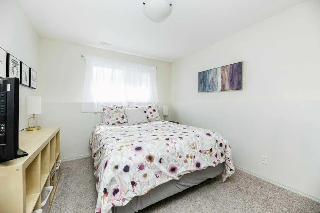 38 Eastpointe Drive