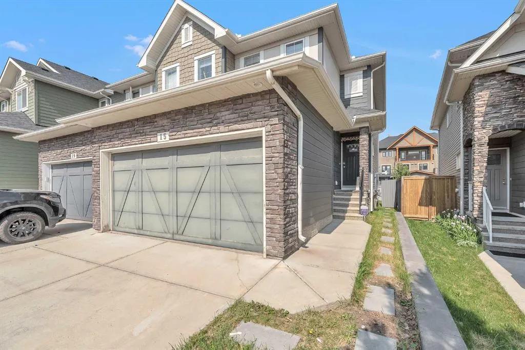 15 Kincora Crescent NW