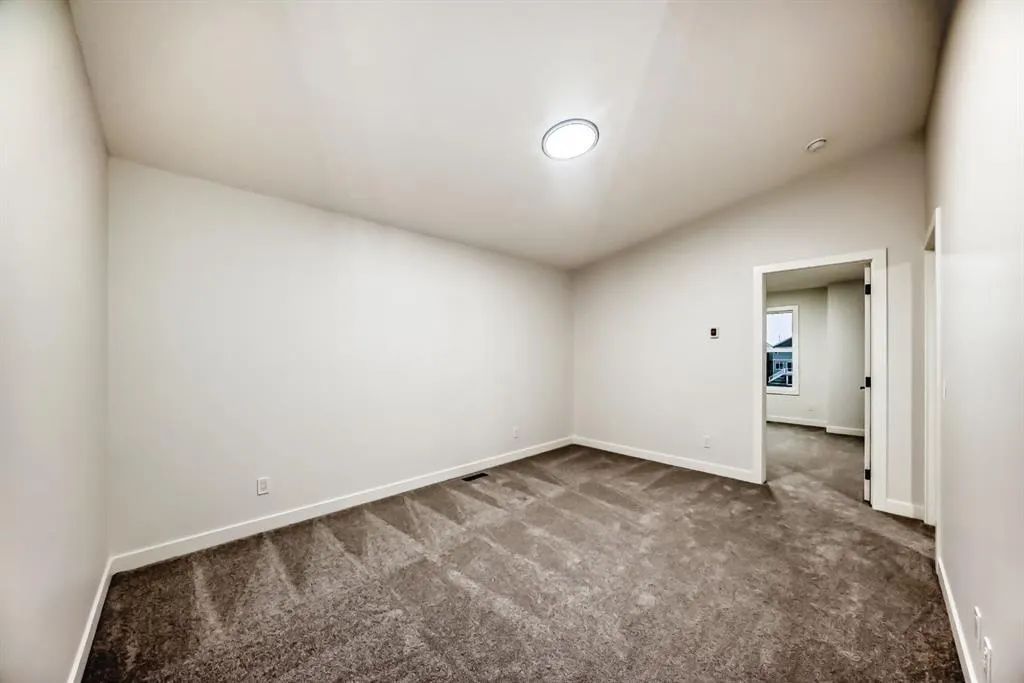 20 Lewiston View NE