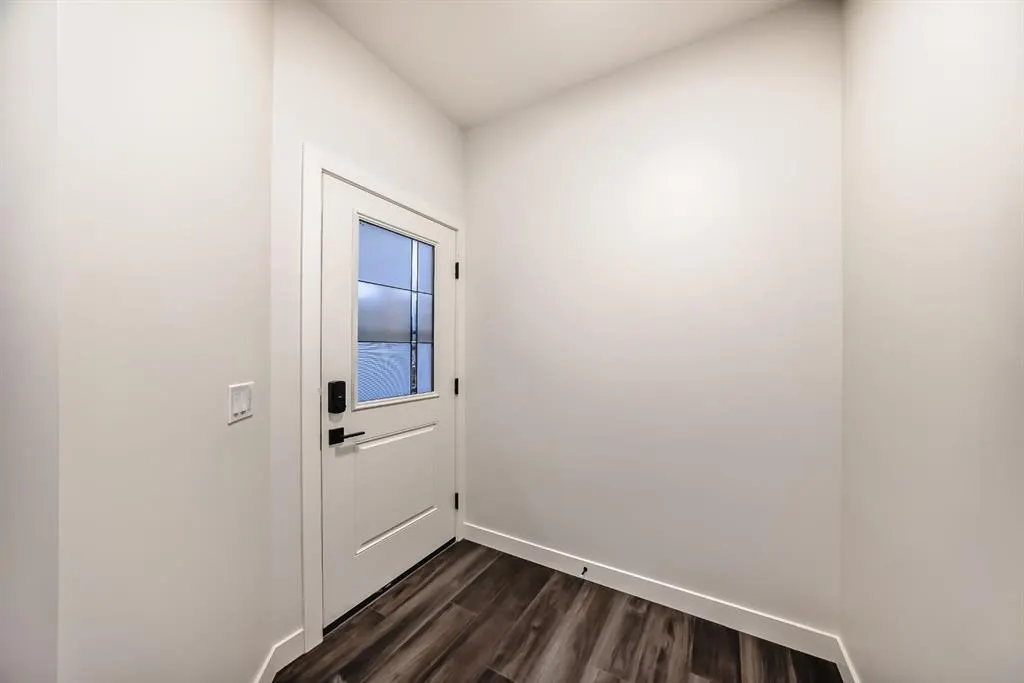 20 Lewiston View NE
