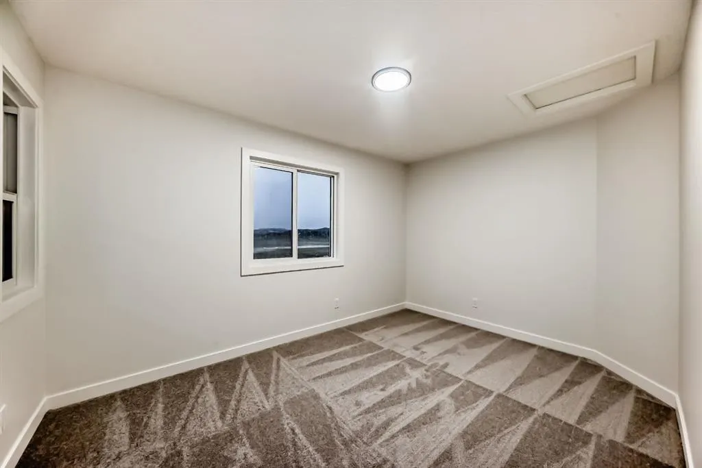 20 Lewiston View NE