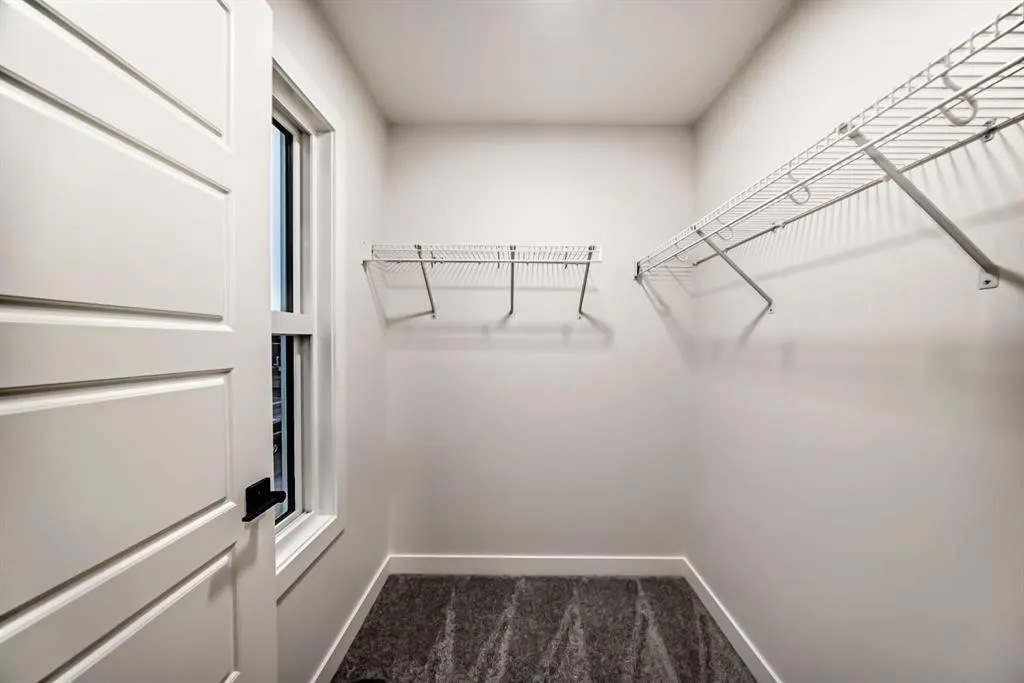 20 Lewiston View NE