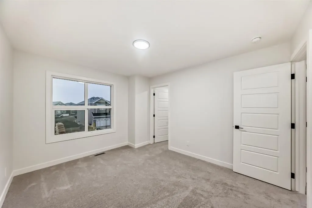 20 Lewiston View NE