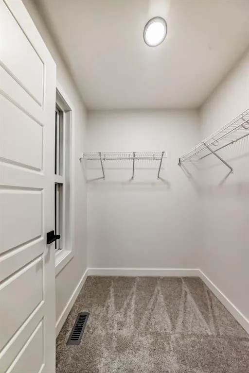 20 Lewiston View NE