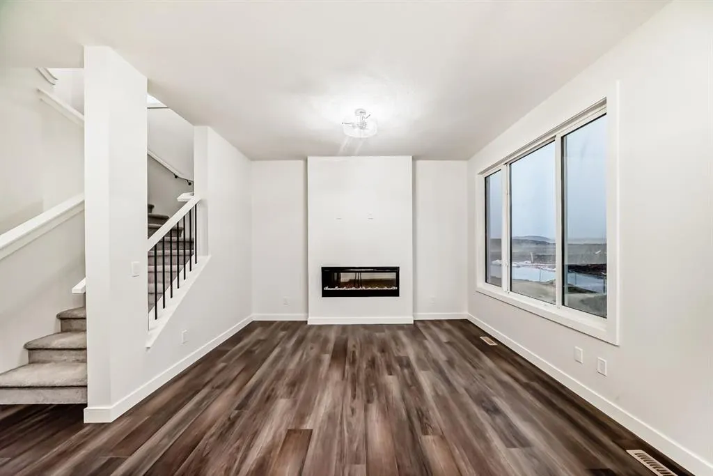 20 Lewiston View NE