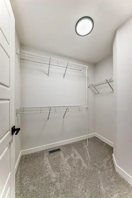 20 Lewiston View NE