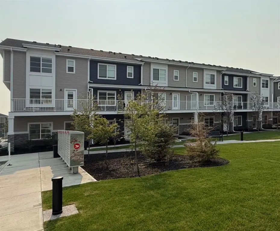 135 Belmont Passage SW, #101