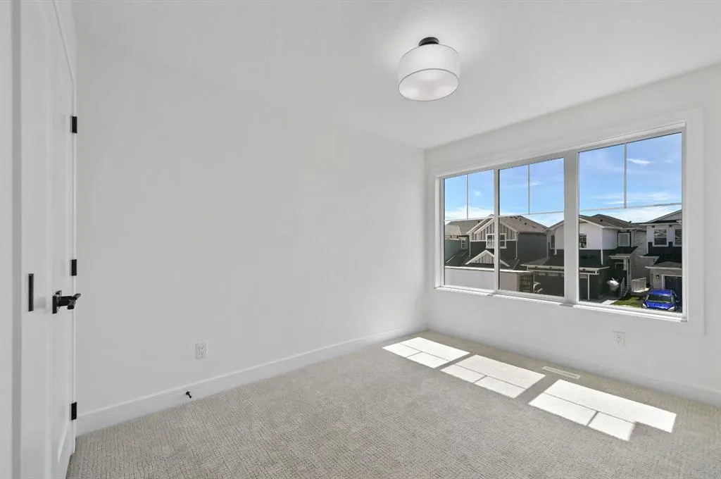 53 Walgrove Bay SE