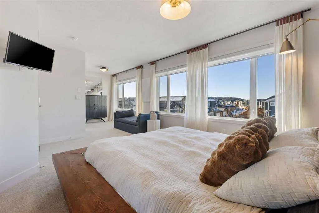 19 Sundown Crescent