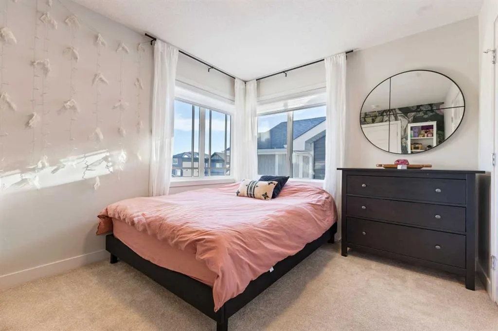 19 Sundown Crescent