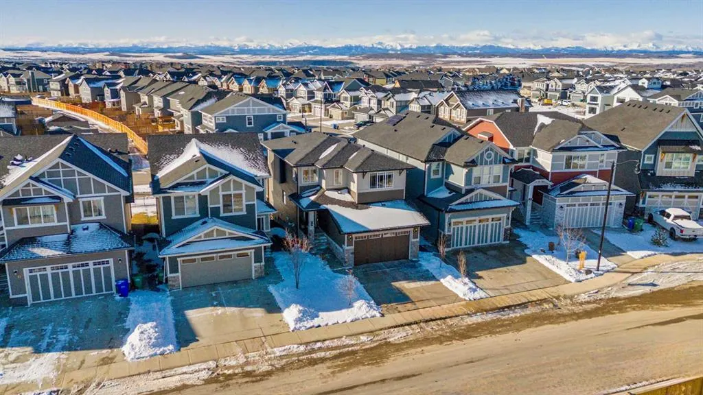 19 Sundown Crescent