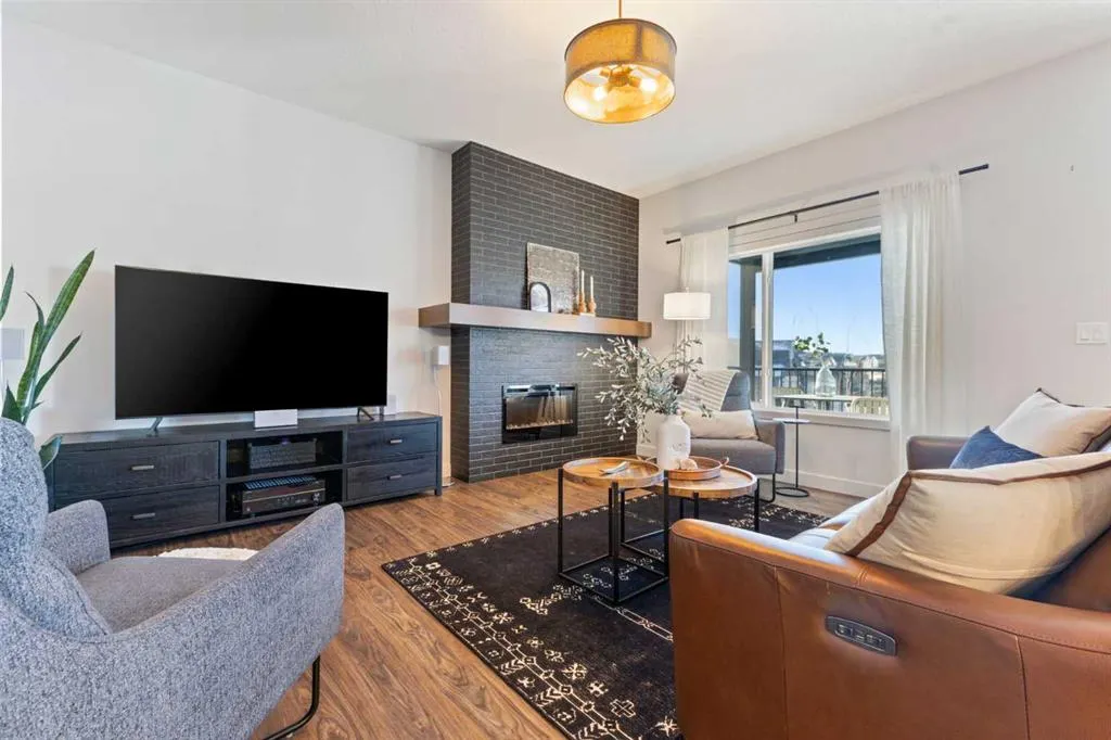 19 Sundown Crescent