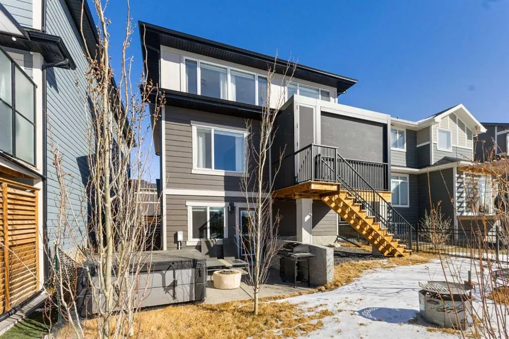 19 Sundown Crescent
