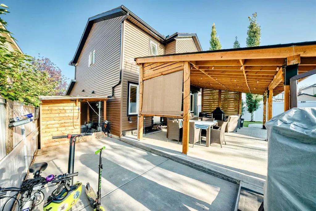 148 Covepark Close NE