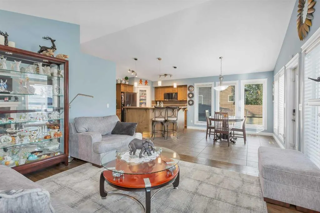 5 Heritage Drive