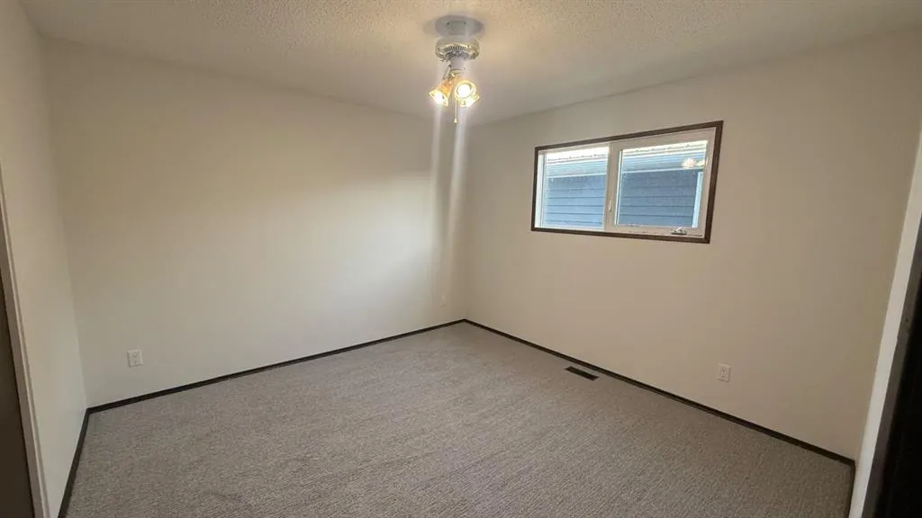 316 Nill Place