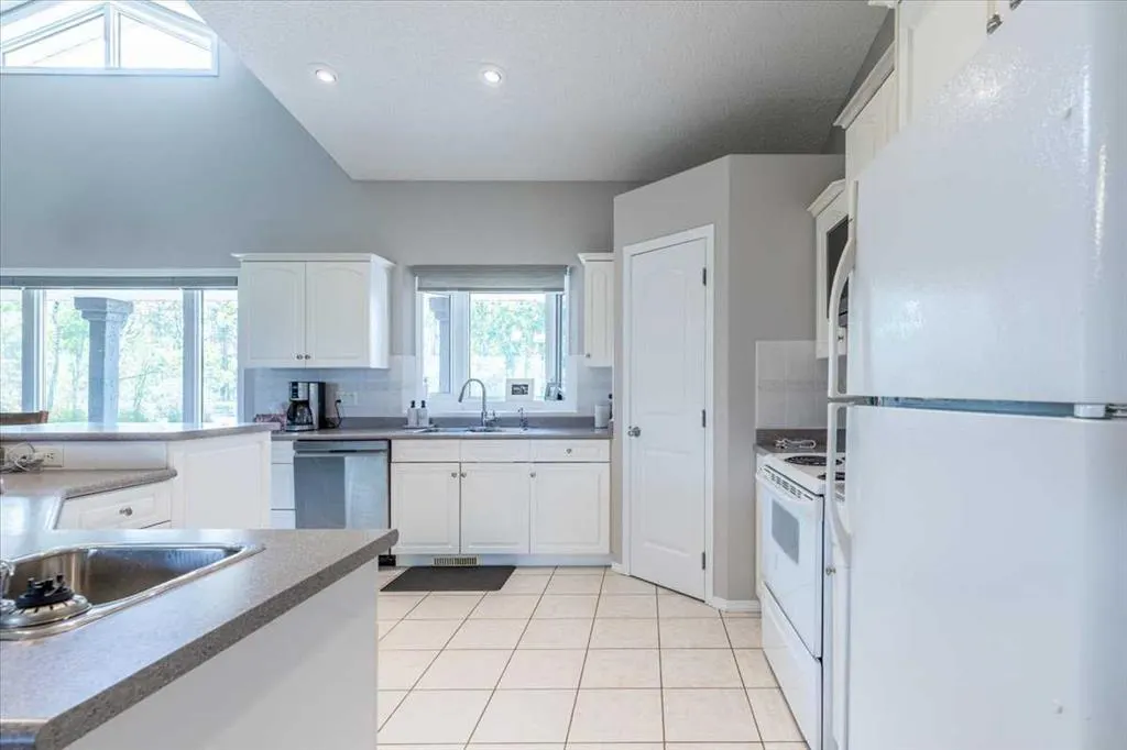 27318 TWP ROAD 482